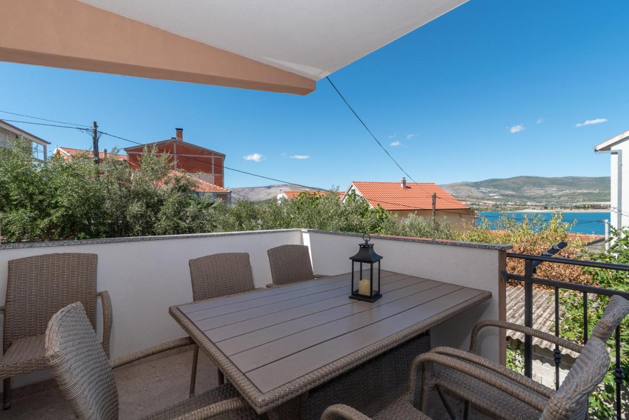 Apartment Gagula With Jacuzzi Trogir Kültér fotó